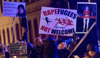 Ataques de inmigrantes obligan Alemania a evaluar cambios en reglas de deportación