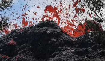 Hawai, en alerta por nuevas fisuras tras la erupción del volcán Kilauea