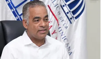 Joel Santos destaca avance de las energías renovables en RD