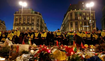 "Sean fuertes, no están solos": las víctimas de París le dan esperanza a Bruselas