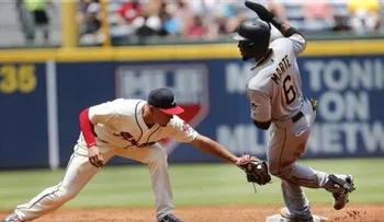 Cole lanza primores, Marte remolca 3 y Piratas derrotan a Bravos 