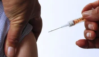 Una buena noticia: crean una vacuna que libera a los pacientes con SIDA de la medicación
