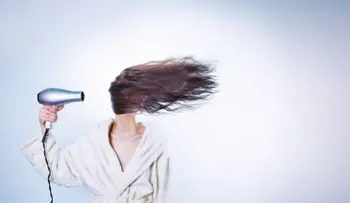 Has estado secando mal tu cabello toda la vida, así debes hacerlo