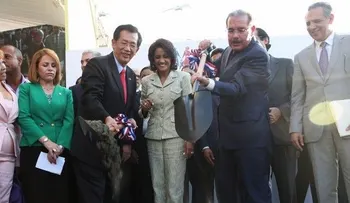 Danilo y Cándida dejan iniciada construcción del tercer CAID en región Sur