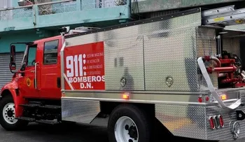 911 sofoca incendio que afectaba 10 viviendas en La Ciénega