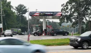 Demanda sacude a la cadena de gasolineras baratas elogiada por Trump