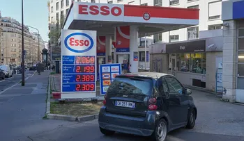 Gasolina y diésel en la UE alcanzan precios récord, según la Comisión Europea