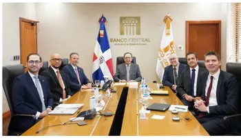 Valdez Albizu proyecta crecimiento económico de 4.5 %, uno de los más altos de América Latina