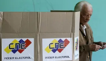 Venezolanos acuden a elecciones municipales