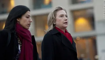 El Departamento de Justicia busca una orden para investigar los nuevos correos relacionados con Clinton