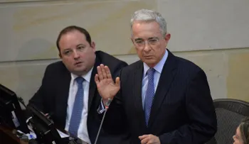 Expresidente Uribe desiste renunciar del Senado; pide al presidente Congreso que no conozca su pedido 