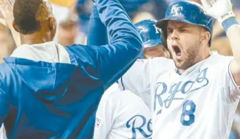Los Reales  se llevan a los Angelinos; van ante los Orioles
