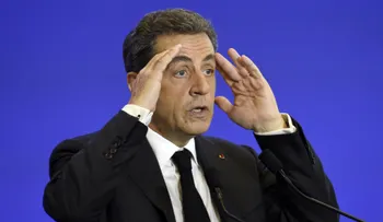 Investigan al expresidente de Francia Nicolas Sarkozy por financiamiento ilegal en su campaña
