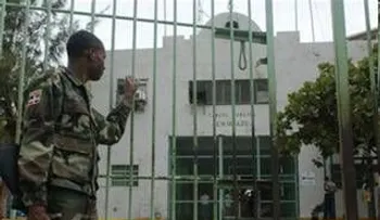Un muerto y dos heridos tras motín en cárcel 15 de Azua