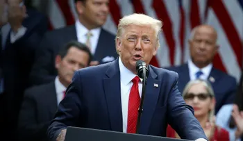 Trump alaba recuperación laboral y promete 10 millones de empleos para 2021