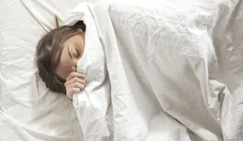 ¿Duermes mal cuando no estás en tu casa? Esta es la razón
