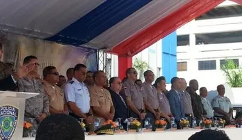 Jefe PN llama familias a celebrar de manera civilizada; ponen en marcha â??PN Paz en Navidadâ?