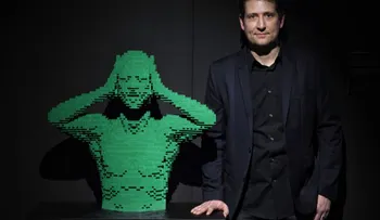 Los Legos le ayudan a este hombre a pagar su alquiler