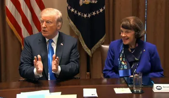 La reunión de Trump sobre legislación de armas fue "un gran programa de TV", pero una "mala política", según la NRA