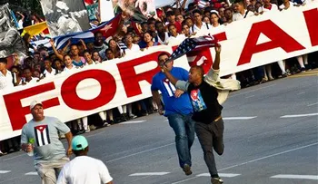 Reclaman derechos en el Día Internacional del Trabajo 