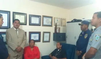 MP y Policía investigan intento de quemar guagua con niños dentro
