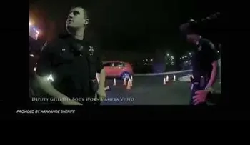 FUERTE VIDEO: Un policía mata de varios disparos a un exagente que portaba un arma