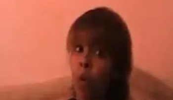 Chica revela vendía drogas en punto propiedad de DNCD, DICAN y DICRIM (Video)
