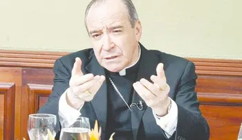 Cardenal llama a ofrecer afectos y atenciones a envejecientes, en el Día del Adulto Mayor