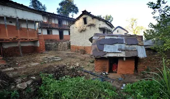 Niña de 15 años muere en una choza menstrual en Nepal