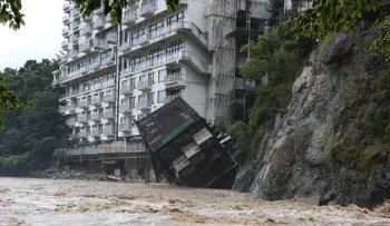 Partes de Japón en alerta por "lluvias sin precedentes"