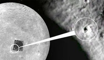 ¿Hallan una misteriosa 'nave espacial' en la Luna?