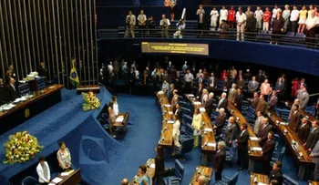 Aprueban aplazar elecciones municipales en Brasil por pandemia