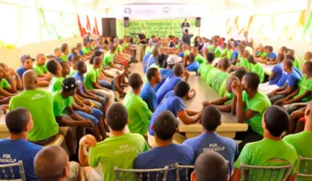 Vicepresidencia lleva la Navidad a 200 adolescentes en conflicto con la ley
