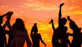 Así sufre el cerebro por el exceso de alcohol durante la adolescencia