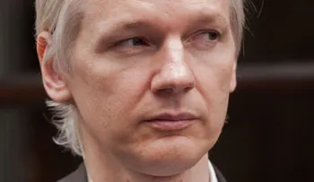 Reino Unido niega "salvoconducto" a Assange para visita médica