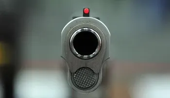 Hombre mata a su esposa supuestamente de manera accidental