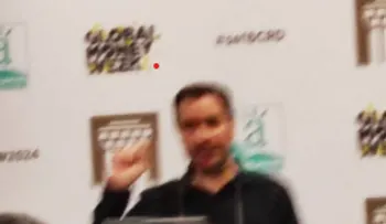 Periodista español Díaz Villanueva duda "compra" de encuestas para favorecer a Luis Abinader