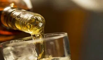 Alcohol adulterado provoca más 140 muertos en el noreste de India