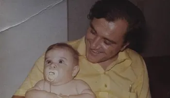 Mundos íntimos. Tu papá estaba ahí cuando torturaban al mío