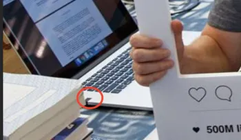 El detalle que Mark Zuckerberg reveló sin querer en esta foto 