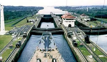 Canal de Panamá festeja 101 años en tramo final de expansión 
