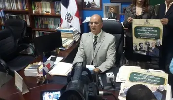 Luis de León llama a rendirle homenaje al maestro dominicano