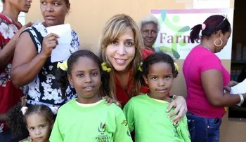 En Barahona, Cuenta Conmigo del Despacho Primera Dama llega a 2,165 personas 