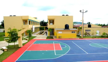 Presidente Medina entrega tres centros educativos en Hato Mayor