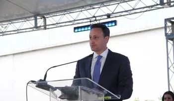 Carrefour inaugura planta de energía renovable