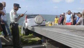 Mujer que se lanzó al mar con fines suicidas habría tenido una depresión post parto 
