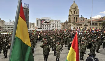 Bolivia envía grupo élite de militares a la frontera con Chile en medio de tensión diplomática