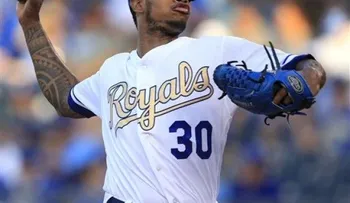 Reducen a 8 juegos la suspensión a Yordano Ventura