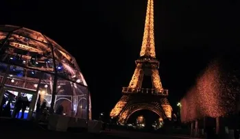 París cierra Torre Eiffel, Louvre y otros sitios