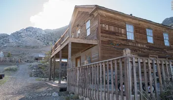 Venden por 1,4 millones de dólares, pueblo fantasma en el Salvaje Oeste de EE.UU 